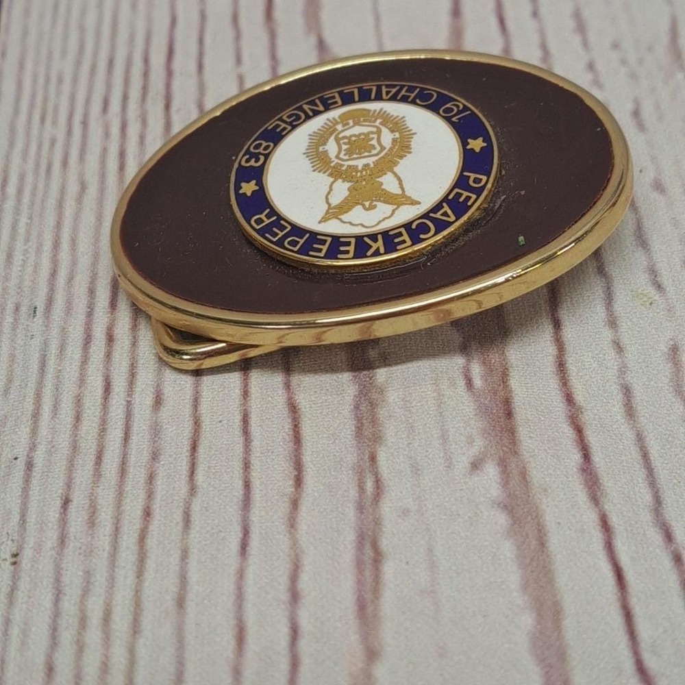 Peacekeeper Challenge 1983 Eagle Seal Gold Tone Commemorate Small 2" Belt Buckle - Picture 4 of 5